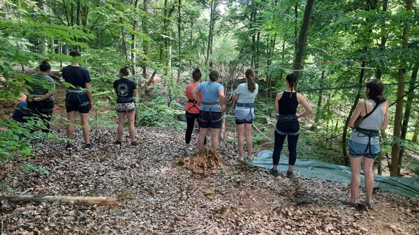 Marburger Sportstudis - Highline Kurs Check!